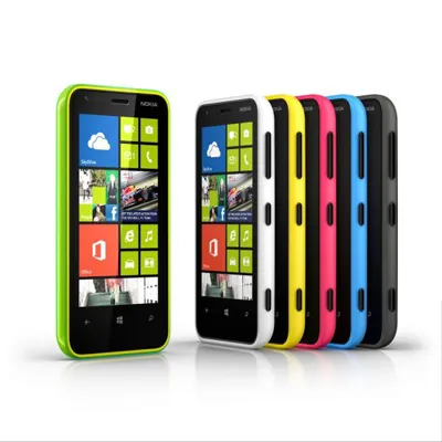 诺基亚Lumia 620发布 外观靓丽色彩鲜艳抢眼球