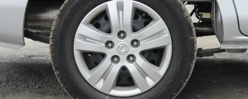 轮胎上的红点和白点代表什么意思