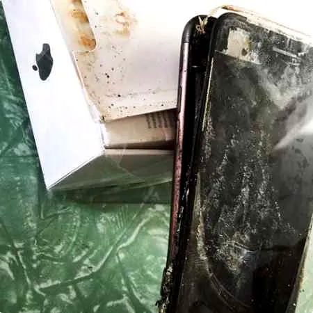iPhone7爆炸  网曝苹果iPhone7运输过程中发生爆炸