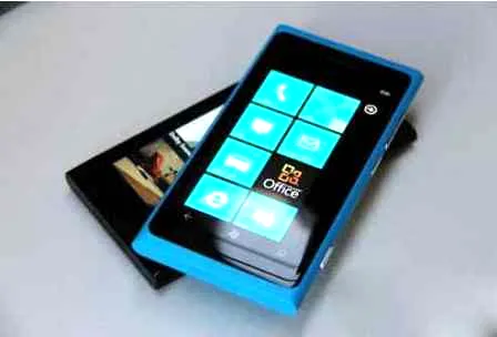 诺基亚Lumia800中国电信首发版 3月底上市