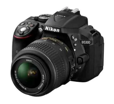 Nikon入门单反相机首选 尼康D5300性价比高