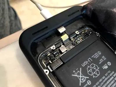 iPhone 7智能电池保护壳防水么？