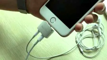 边充电边听歌：iPhone 7也能用3.5mm耳机