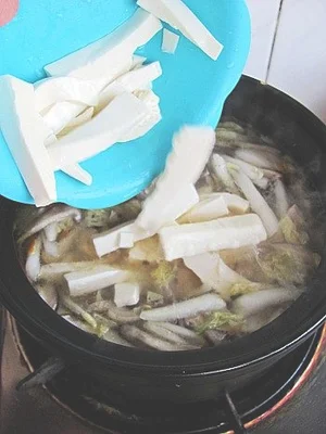 大白菜三丝豆腐汤的做法步骤9