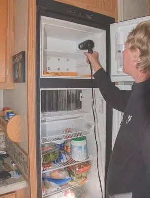 冰箱怎么除霜最快又安全