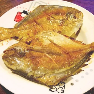 煎鲳鱼怎么做好吃又简单？学会这招,煎好的鲳鱼鲜香入味