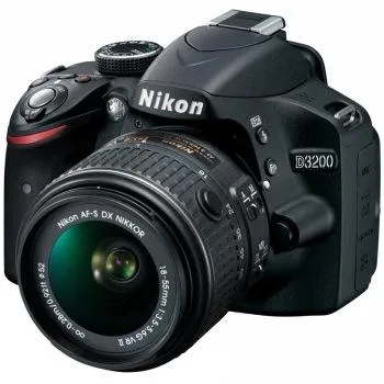 小白的新玩具：入门单反Nikon 尼康 D3200 单反套机