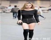 棒球帽搭配(棒球帽搭配衣服图片女)