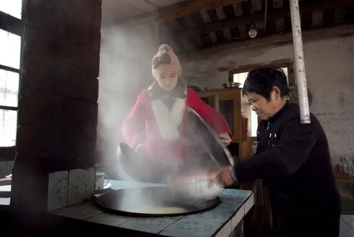 电饭煲柴火