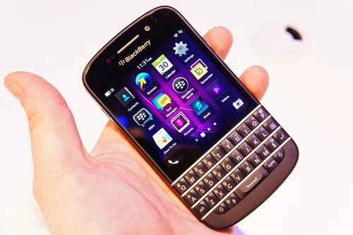 黑莓q10手机
