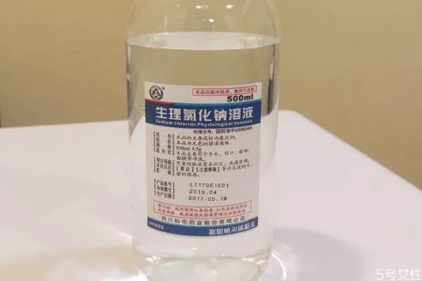 生理盐水可以去闭口吗 生理盐水湿敷的作用